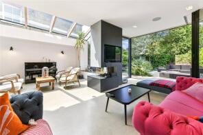 103, Rusthall Avenue, London W4 1BN