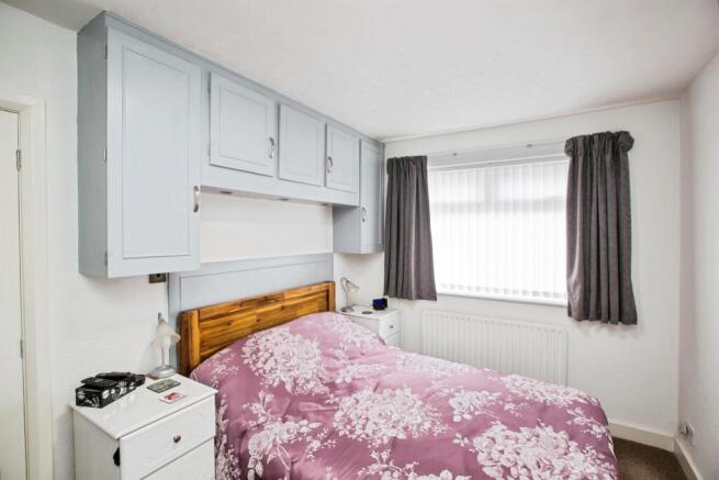3 bed Semi-Detached Bungalow for sale Image 5