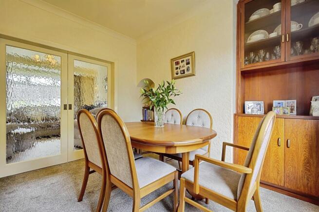 2 bed Semi-Detached for sale Image 8