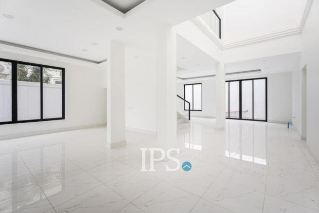 3 Bedroom Villa For Sale - Chip Mong Grand Phnom Penh, Kmounh, Sen Sok, Phnom Penh