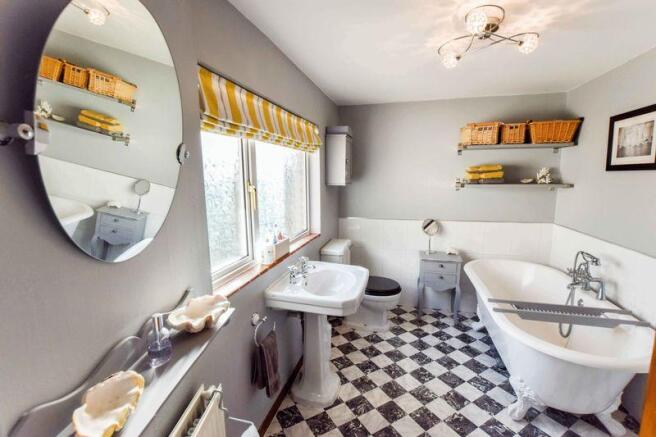 Upstairs Bathroom