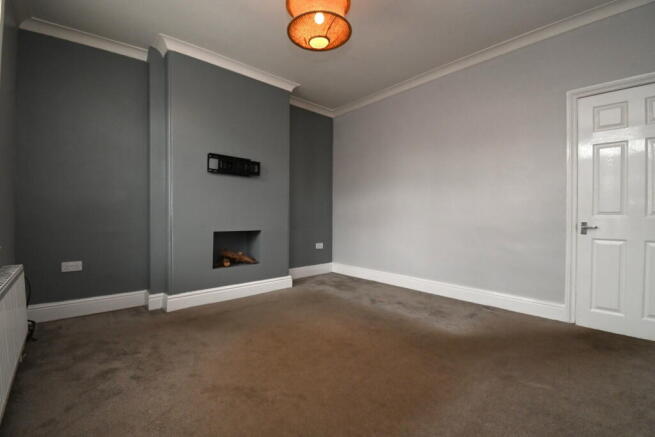3 bed Terraced for sale Image 4
