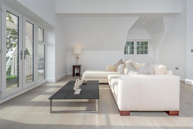 3, 25 Westview Road Low Res - 0036 -_IMM6625 -.jpg