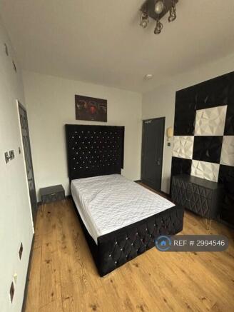 Room 1 Bed