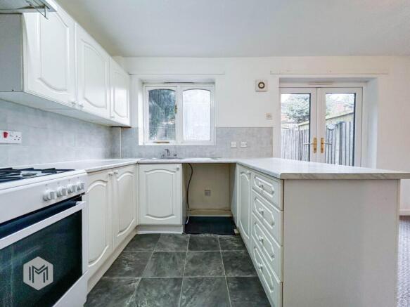 Sandyhills, Bolton, BL3 photo 4