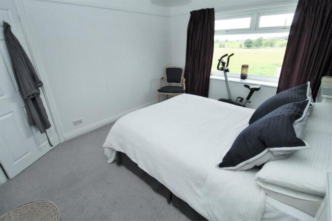 Bed1.JPG