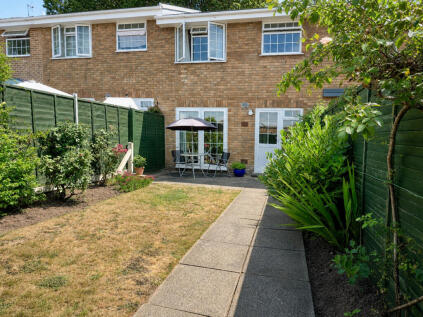 Warren Walk, Ferndown, BH22