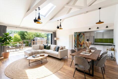 Forest Lane, East Horsley, Leatherhead, Surrey KT24
