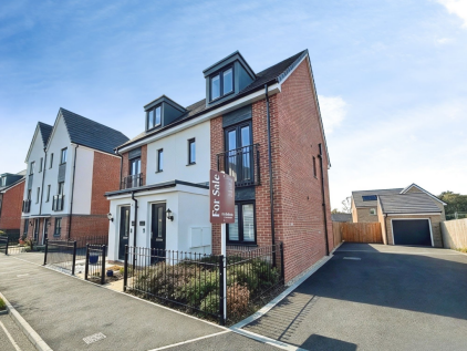 Grayling Avenue, South Marston, SN3