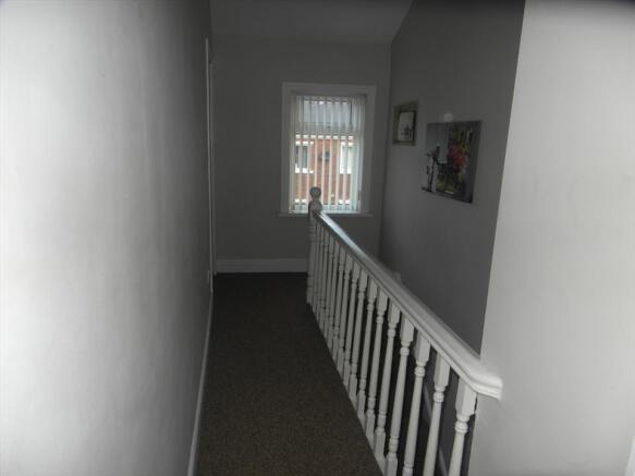 FIRST FLOOR LANDING