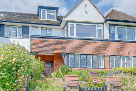 Grand Parade, Leigh-on-sea, SS9