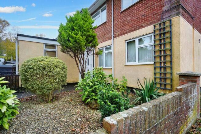 5 Quantock Close - Front of Property