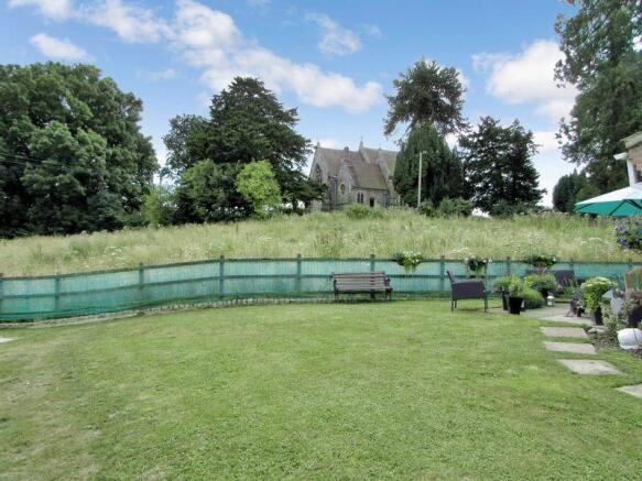 Garden church ...