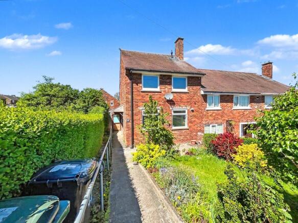 2 bed Semi-Detached to rent