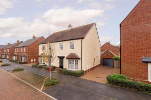 66, Hetley Close, Huntingdon PE28 4GN