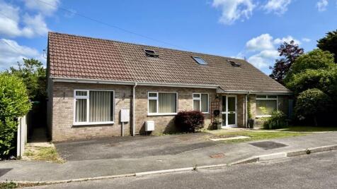Cerdic Close, Chard, Somerset TA20