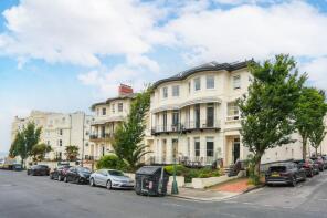 Flat 14, 17 19, Lansdowne Place, Hove BN3 1HB