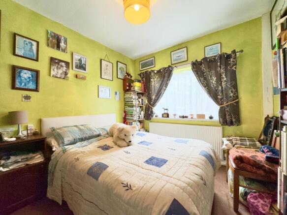 2 bed Semi-Detached for sale Image 8