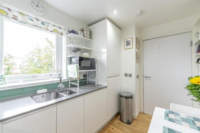Kitchen Alt