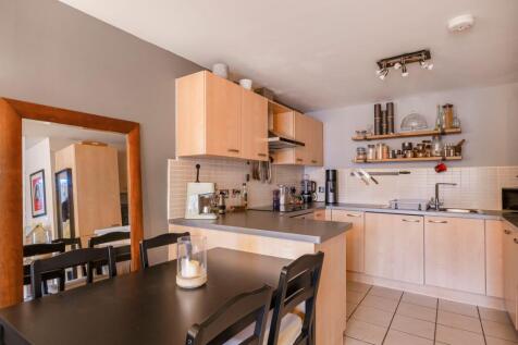Hebden Close, Swindon, SN25