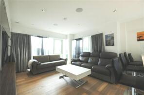 Flat 15, Skyline House, Longfield Avenue, Ealing W5 2BJ