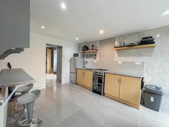 Kitchen/Breakfast Room