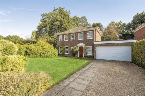 St. Judes Close, Englefield Green, Egham