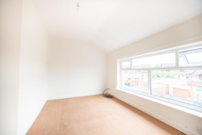 2 bed Terraced to rent Image 9