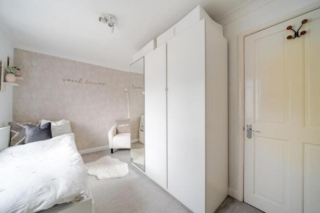 2 bed Semi-Detached for sale Image 11