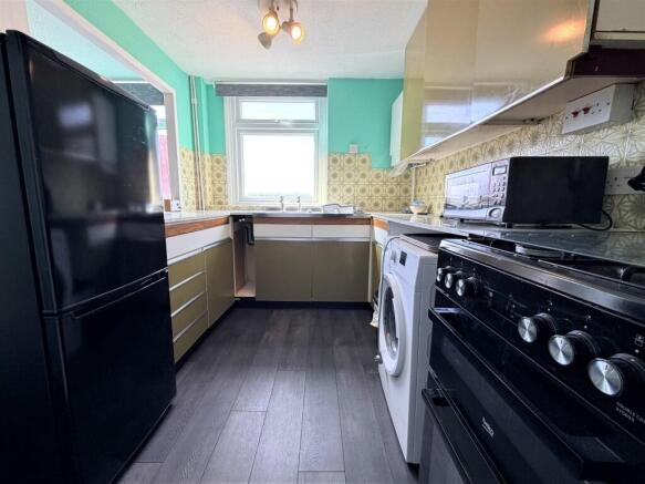 KITCHEN2