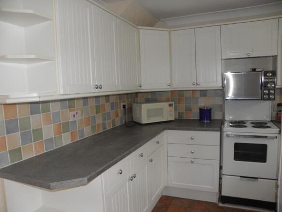 11 Whittingstall Ave