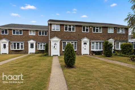 Tuscan Drive, Chatham