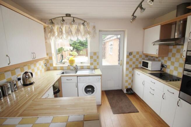 kitchen/dining room