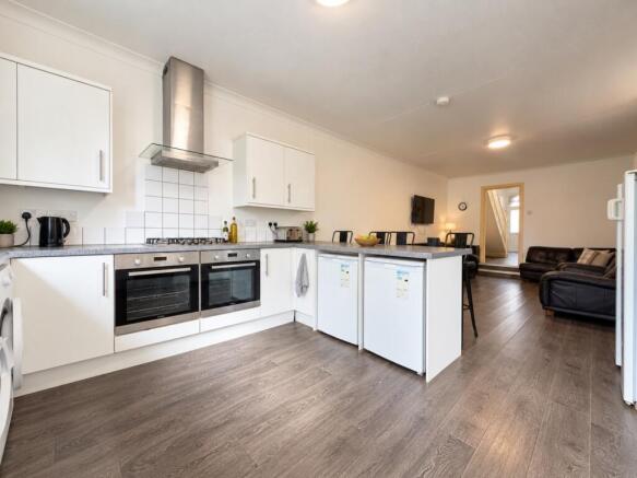 another student property from Award-winning CPS HO