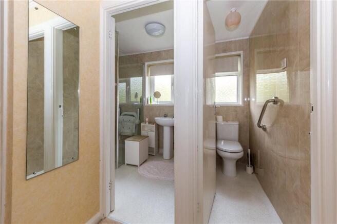 Shower Room/Wc