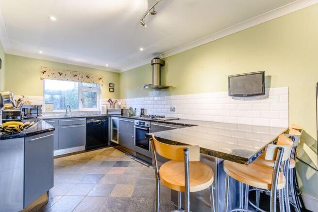 Kitchen/Breakf...