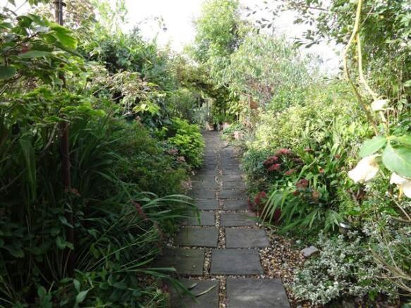 Photo 16