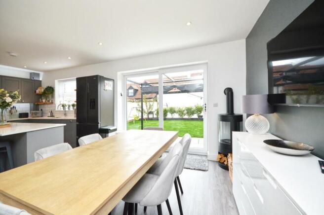 Kitchen/Dining Room