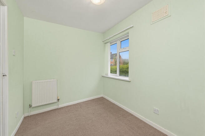 3 bed Semi-Detached for sale Image 9