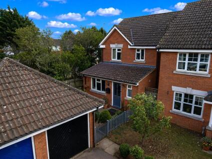 Randall Drive, Toddington, Bedfordshire, LU5