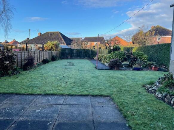 10 Harewood Rear Garden.jpg