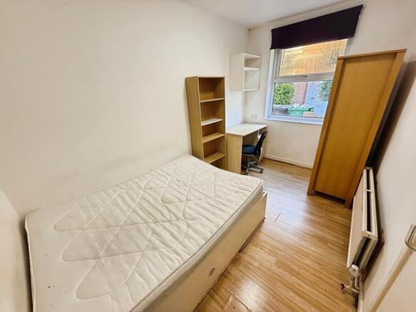 Frederick Grove, Lenton, East Midlands, NG7 – pohled 5