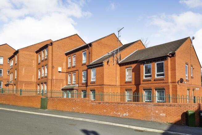 Flat 14 Hall Court, Sholebroke Avenue, Leeds, West Yorkshire, LS7 3HD