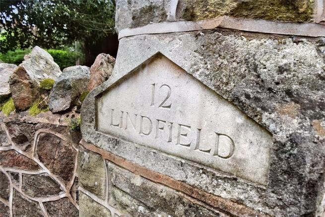 12 Lindfield