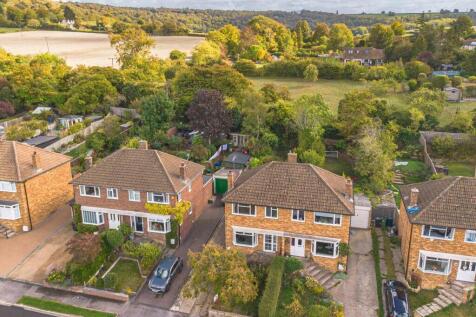 Salisbury Close, Princes Risborough, HP27