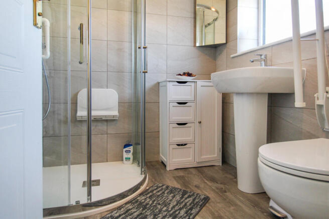 2 bed Semi-Detached for sale Image 5