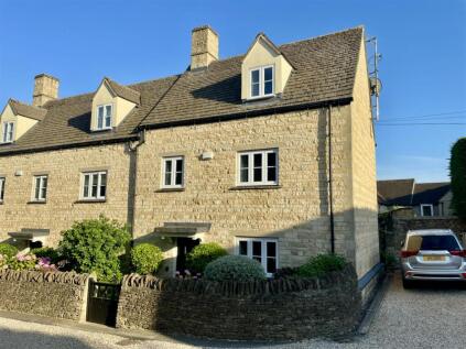 King Charles Place Stow-on-the-Wold.