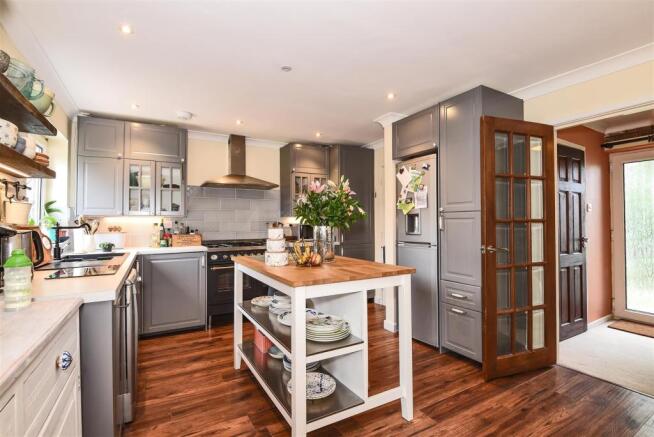 Kitchen.jpg