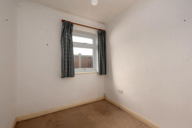 Bedroom / Study