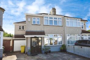 49, Seabrook Gardens, Romford RM7 0EU